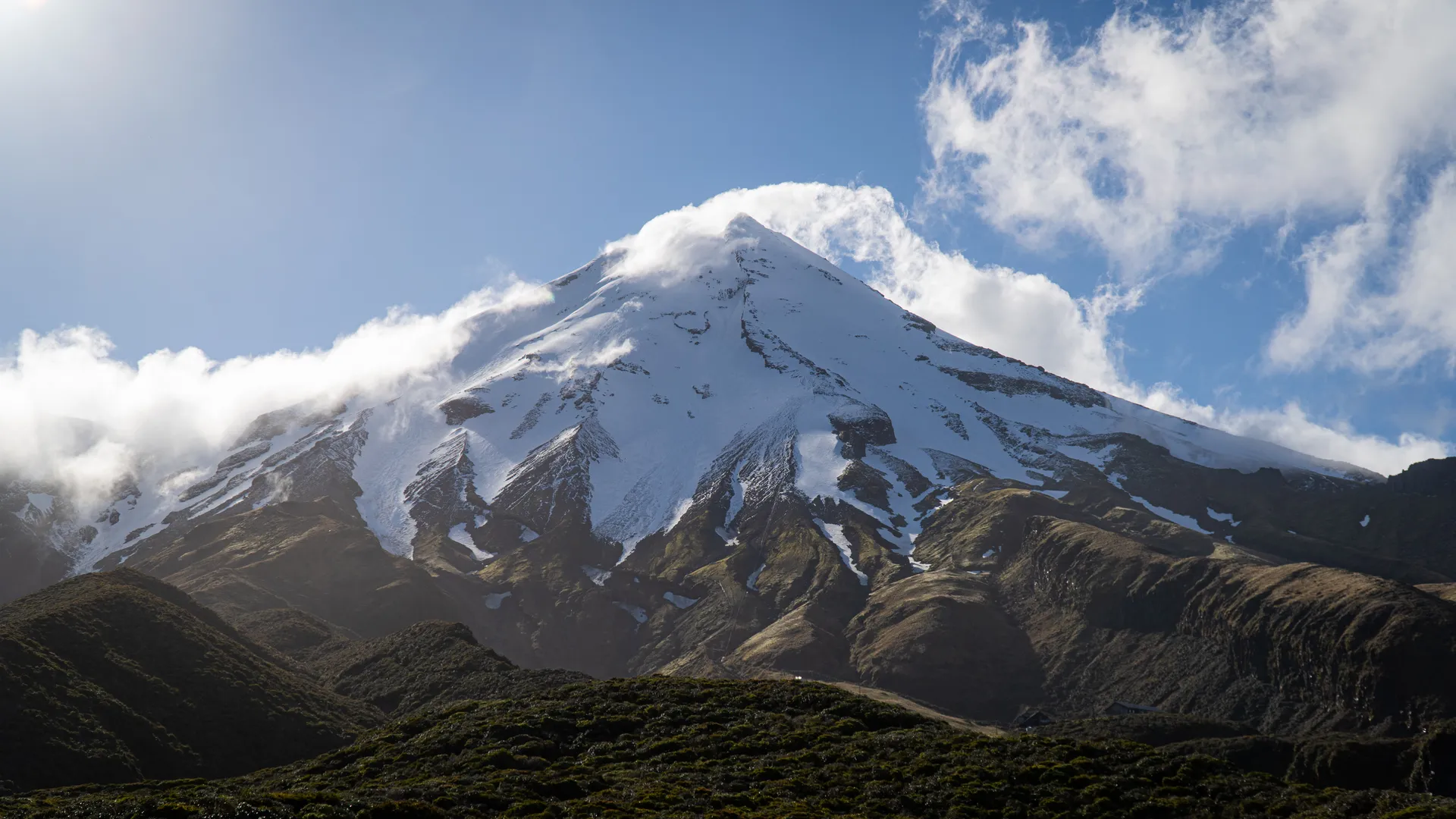 234415-taranaki-maunga-web-1920.webp